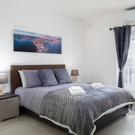 Modern & Spacious 2Br Apartment With Country Views - Close To Xemxija Bay St. Paul's Bay Exterior photo