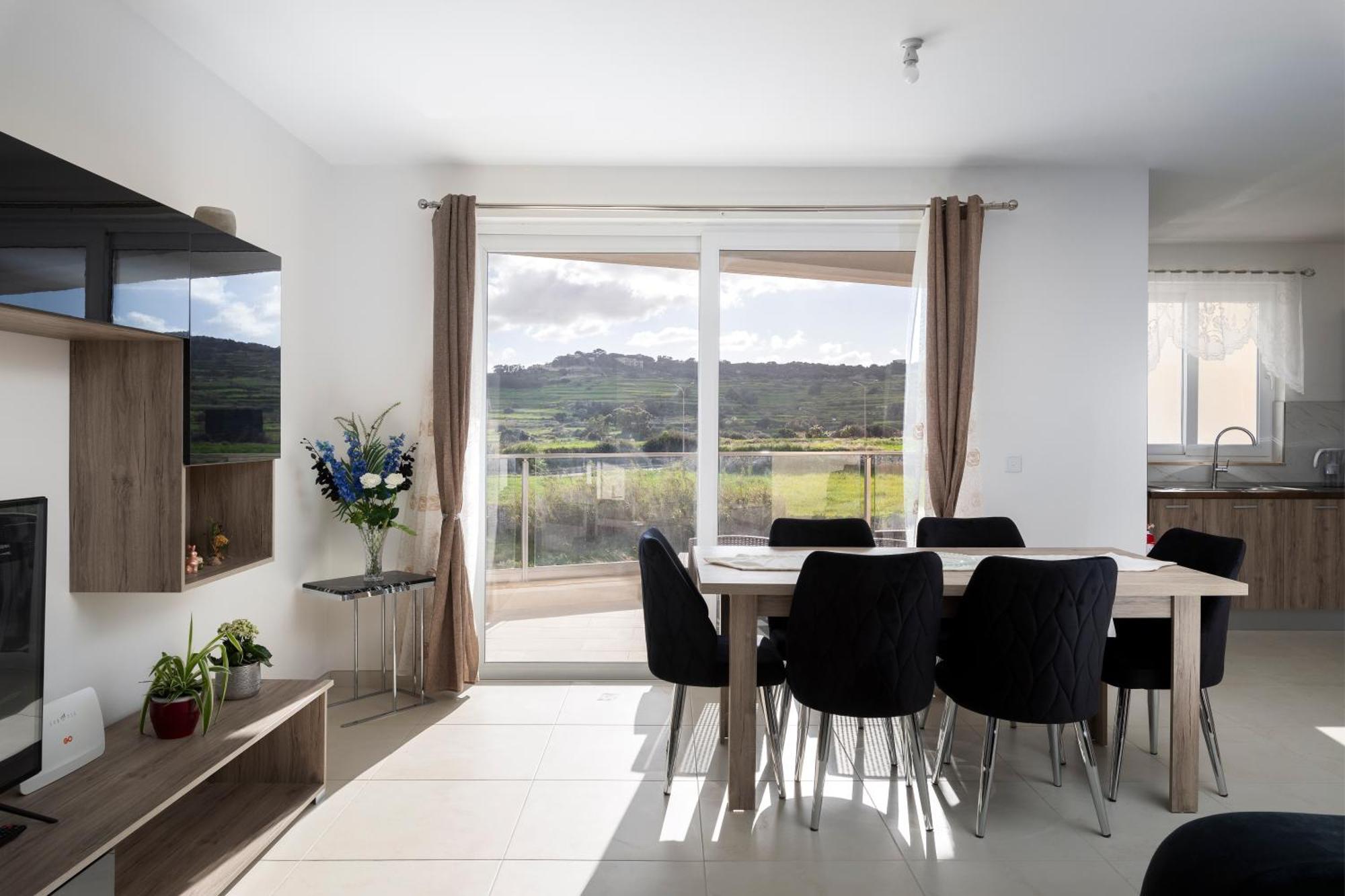 Modern & Spacious 2Br Apartment With Country Views - Close To Xemxija Bay St. Paul's Bay Exterior photo